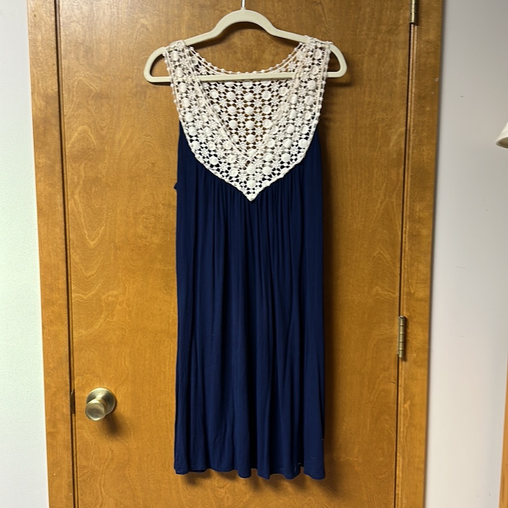 KENNETH COLE REACTION. Navy and White Lace Swimsuit coverup or Beach Dress.